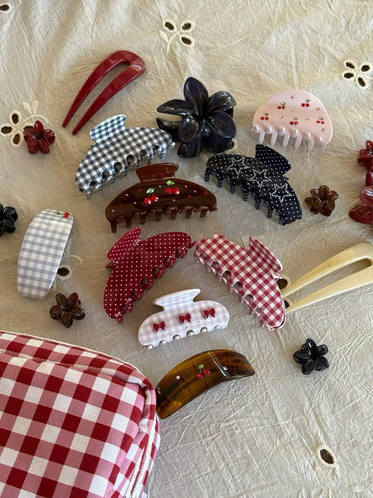 The Ultimate Guide to Hair Claw Clips for Thick Hair: Finding Your Perfect Hold