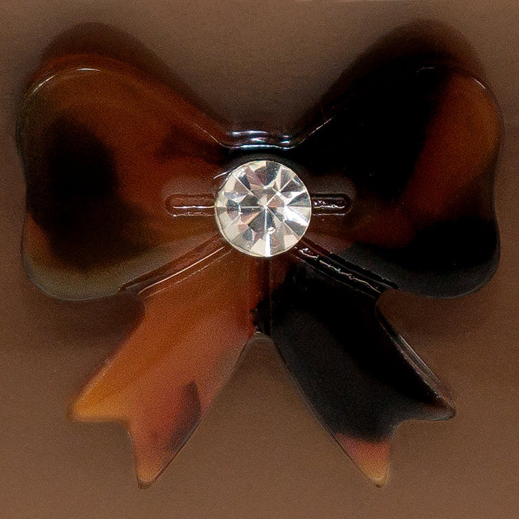 Sweetheart Eyes Clip in in Cocoa Cashmere