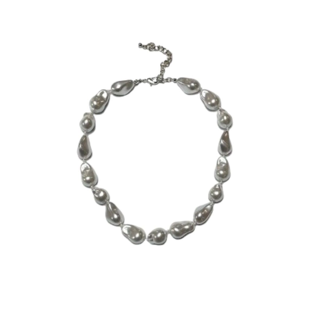 COLLIER DE PERLES HOLOGRAPHIQUES BAROQUES CHLOE WILMA