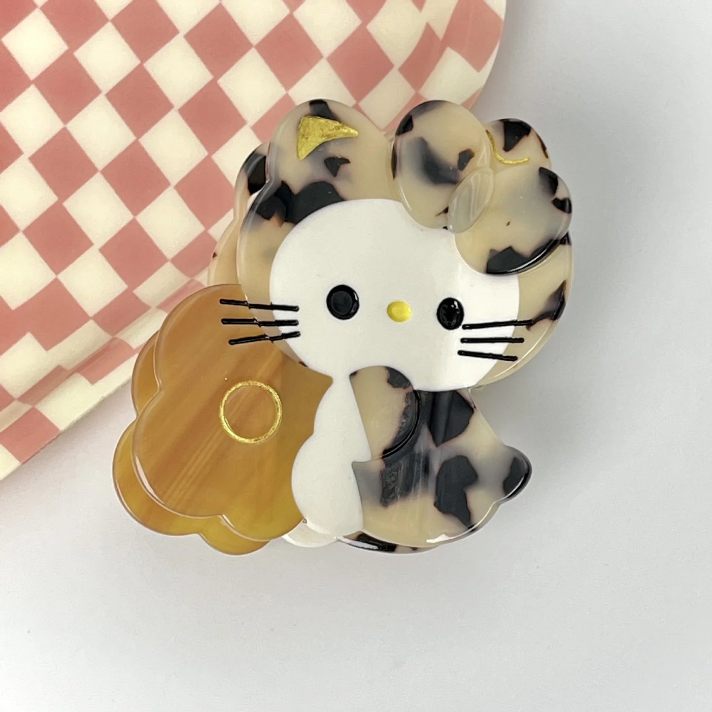 Kitty hair claw clip