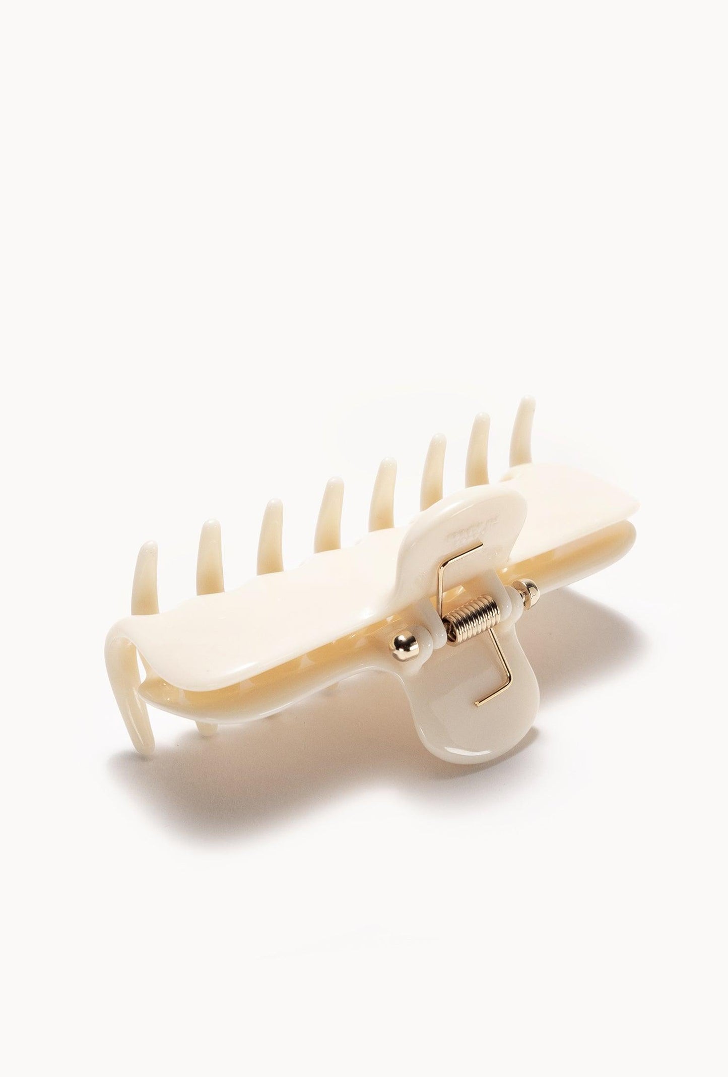 No. 4 Claw Clip Ivory bio-acetate go-to essentials undo hair claw big sale designer tortoise shell hair claw clip durable pink butterfly flat online wholesale hair pin hair accessories french barrettes for thick hair styles women.