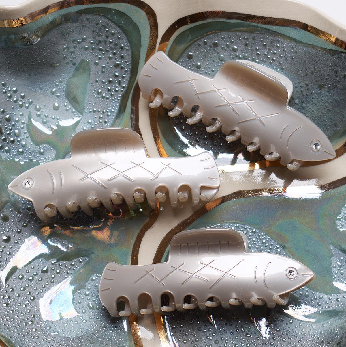 Jennie Sea Herring Fish bio-acetate lightweight high quality winona irene big sale designer tortoise shell hair claw clip durable pink butterfly flat online wholesale hair pin hair accessories french barrettes for thick hair styles women.