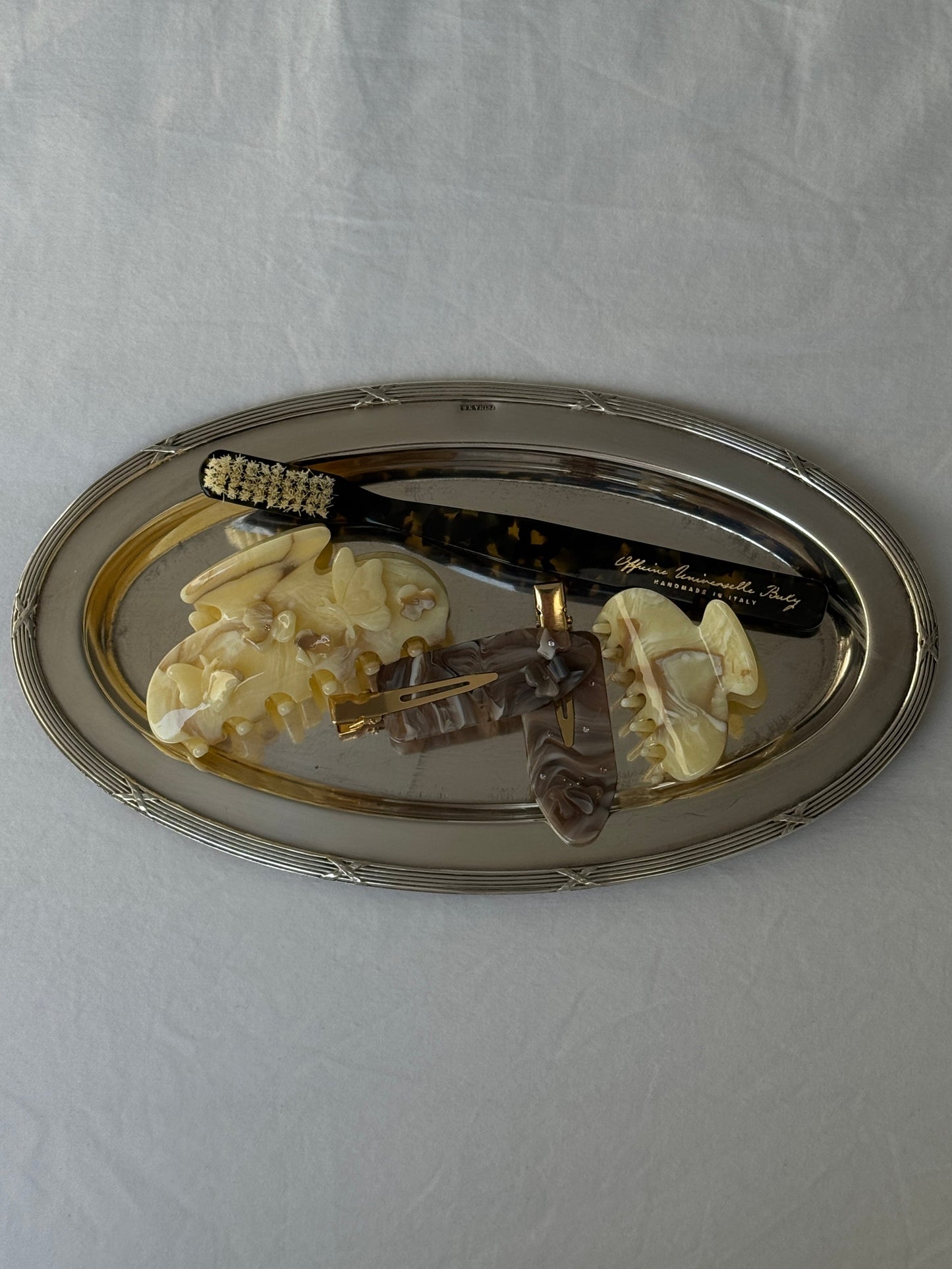 Cosmo Crème Rose Barrette in Ivory Marble