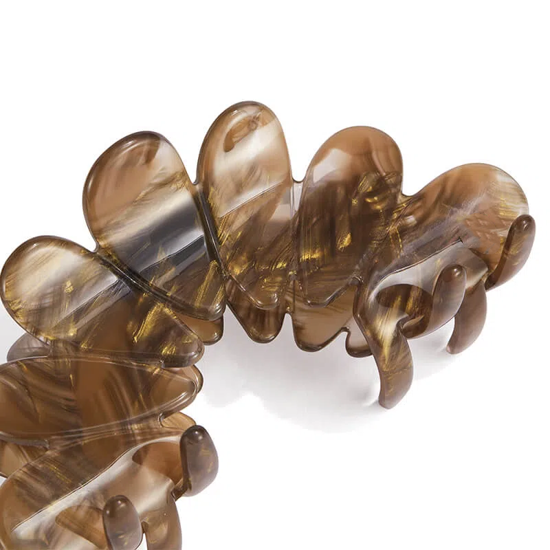 Amy Large Hair Claw bio-acetate go-to essentials emijay discount large big sale designer Sephora hair claw clip durable pink butterfly flat feminine, high-quality hair accessories like statement Nordstrom hair pin french barrettes for all hair types