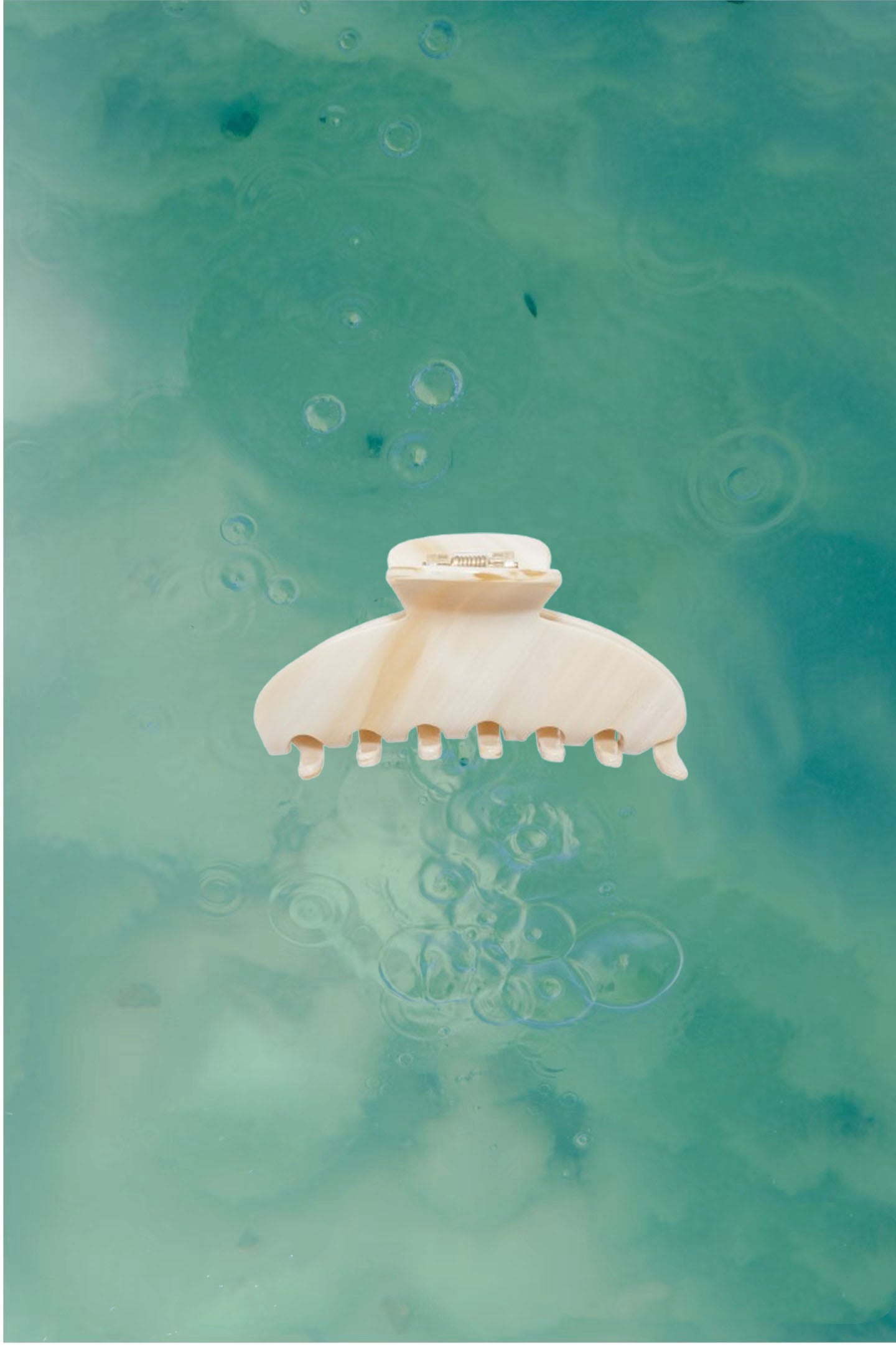 Big Effing Clip in Buttercream bio-acetate go-to essentials emijay discount large big sale designer Sephora hair claw clip durable pink butterfly flat feminine, high-quality hair accessories like statement Nordstrom hair pin french barrettes for all hair types