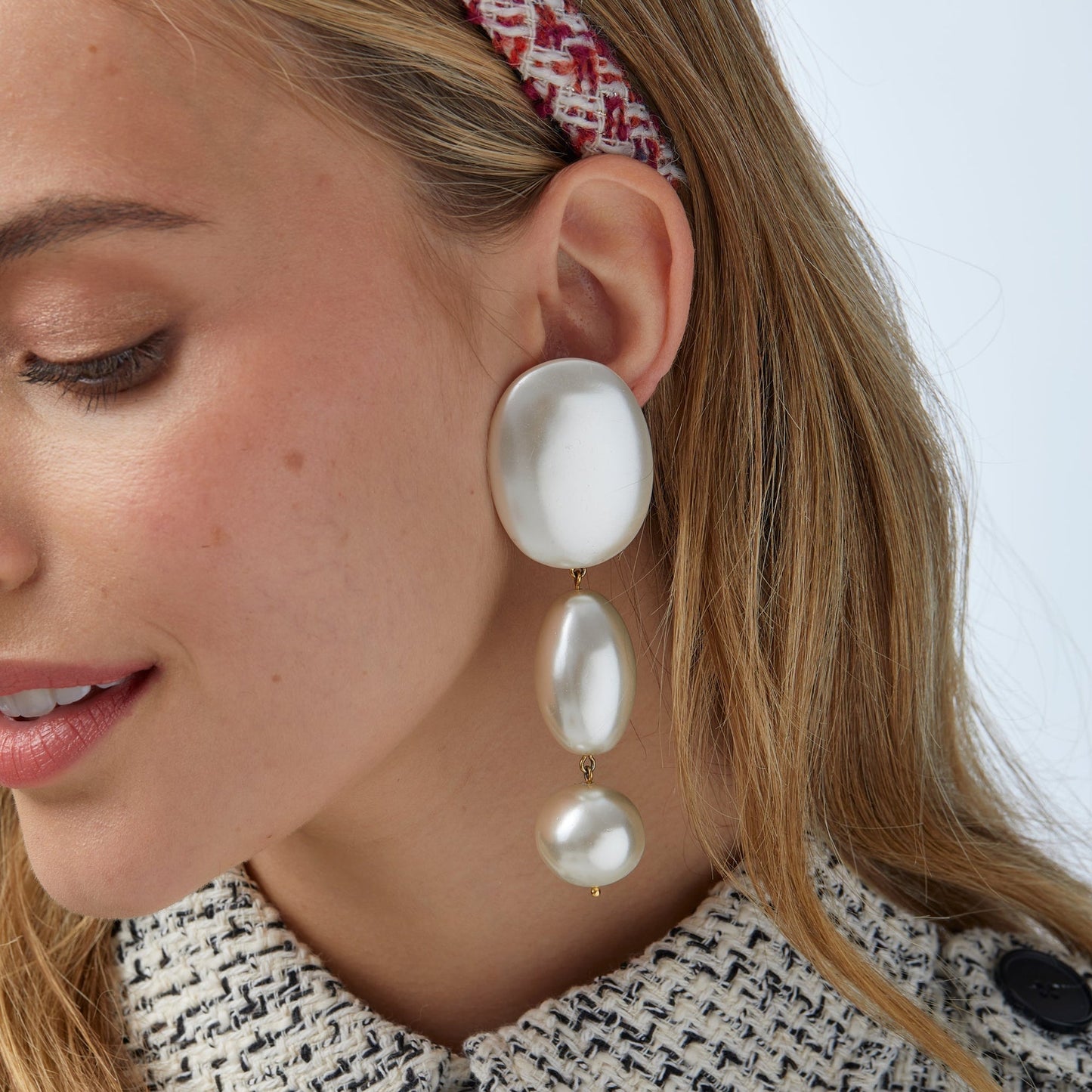 CHLOE  PEARL LINEAR BUBBLE EARRINGS