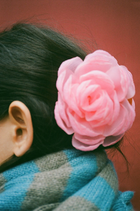 MIA ROSIE FLOWER HAIR CLIP - PALE PINK