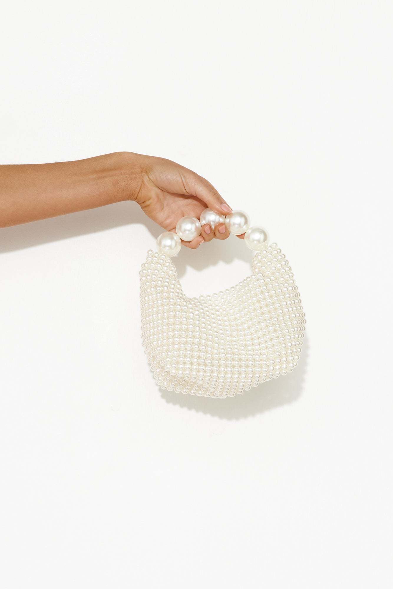 Chloe STATEMENTS OF HANDMADE PEARL BEADED HANDBAG WHITE