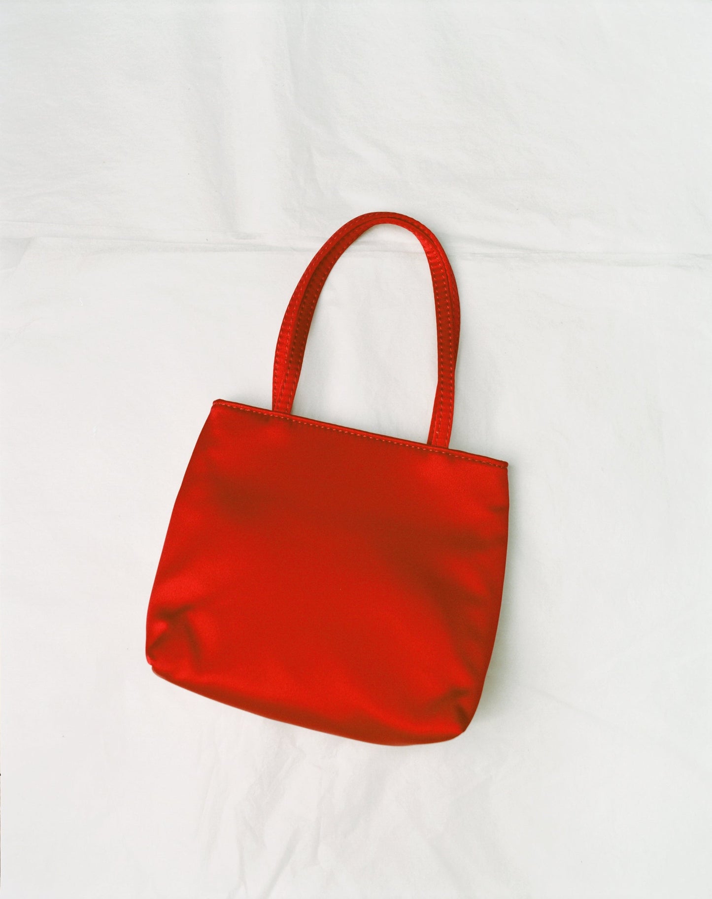 MILA LITTLE SILK BAG IN RED