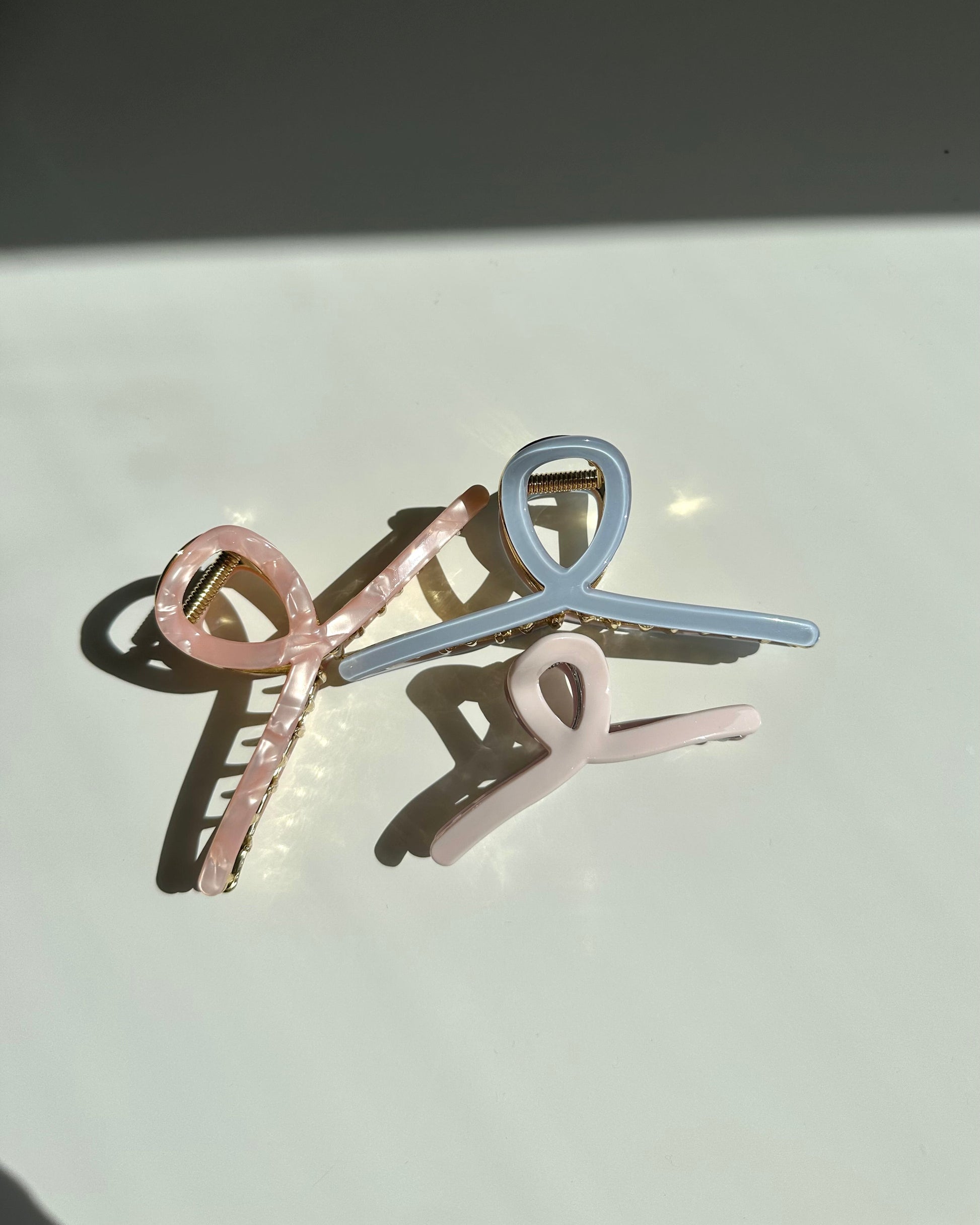 bio-acetate extra large hair claw clip   staple hair clips – perfect for thick hair and trendy hairstyles.