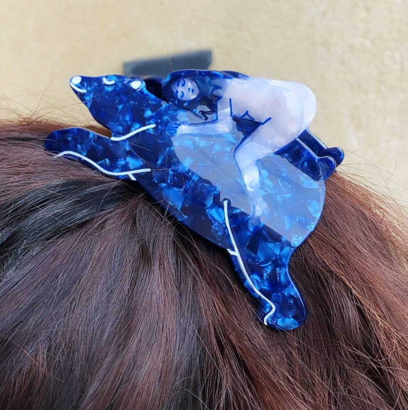 Girl and Bear Jennie inspired cute bio-acetate large hair claw clip designed for elegant updos– perfect for thick hair and effortless hairstyles