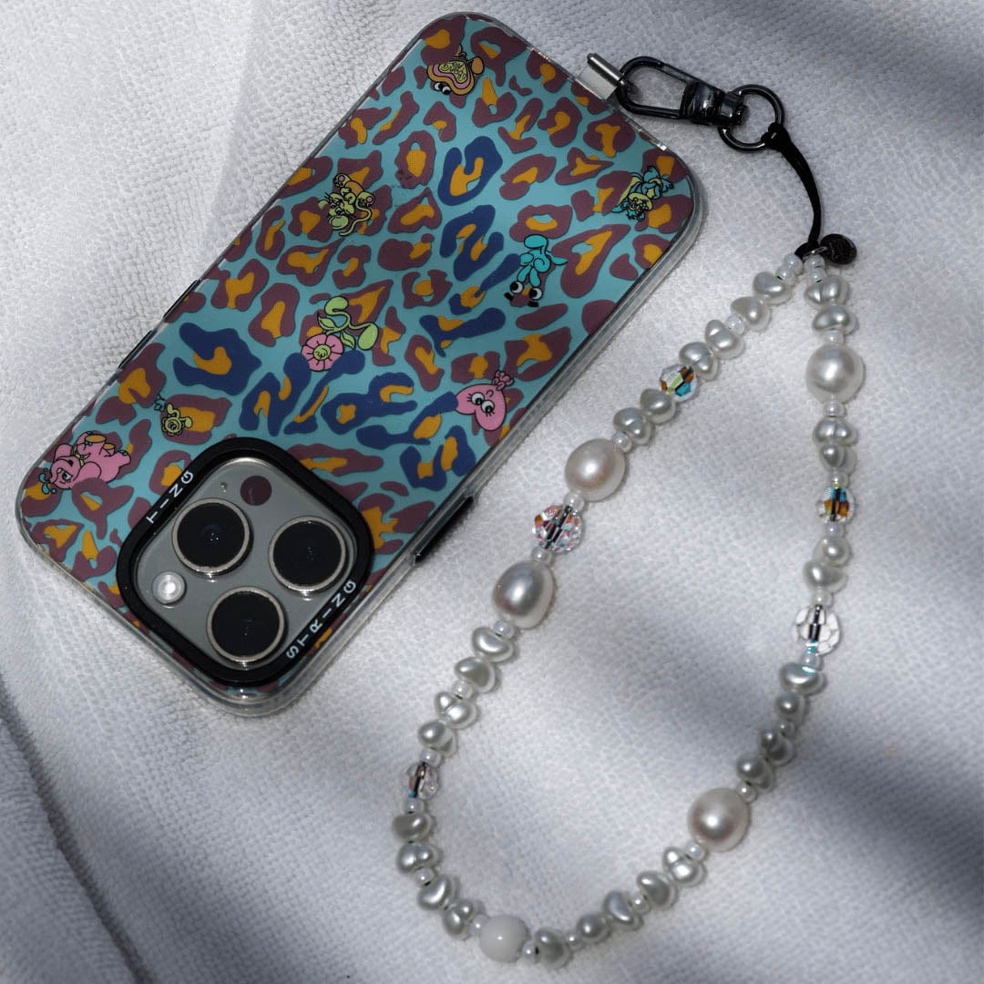 Venus Pearl Trap Wristlet Phone Strap Stringting sale phone  bag charm chain crafted with high-quality colorful beads—perfect for accessorizing phones with a minimalist, stylish touch. A must-have essential and a thoughtful gift idea for women.