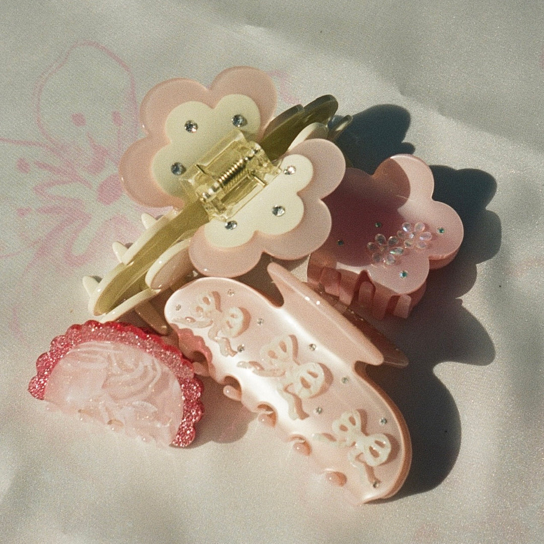 EVELYN CREAM PUFF CLIP FLOWER HAIR CLIPS