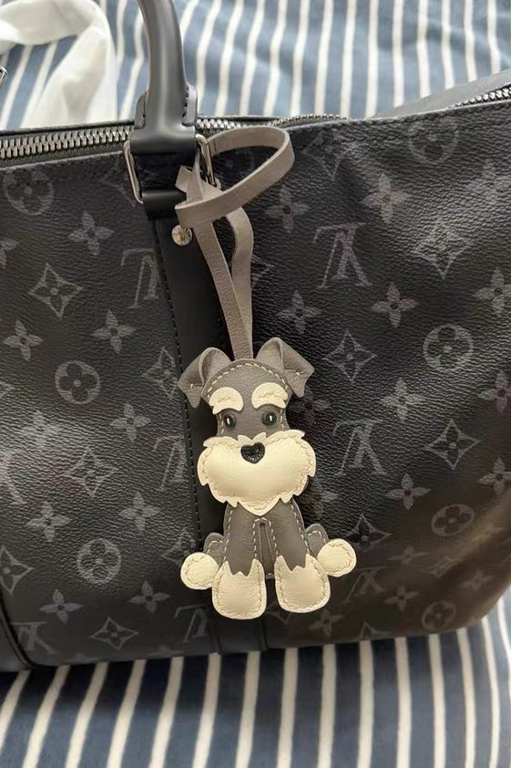 Premium leather Schnauzer bag charm, stylish accessory for purses, backpacks, and personalized gifts for loved one