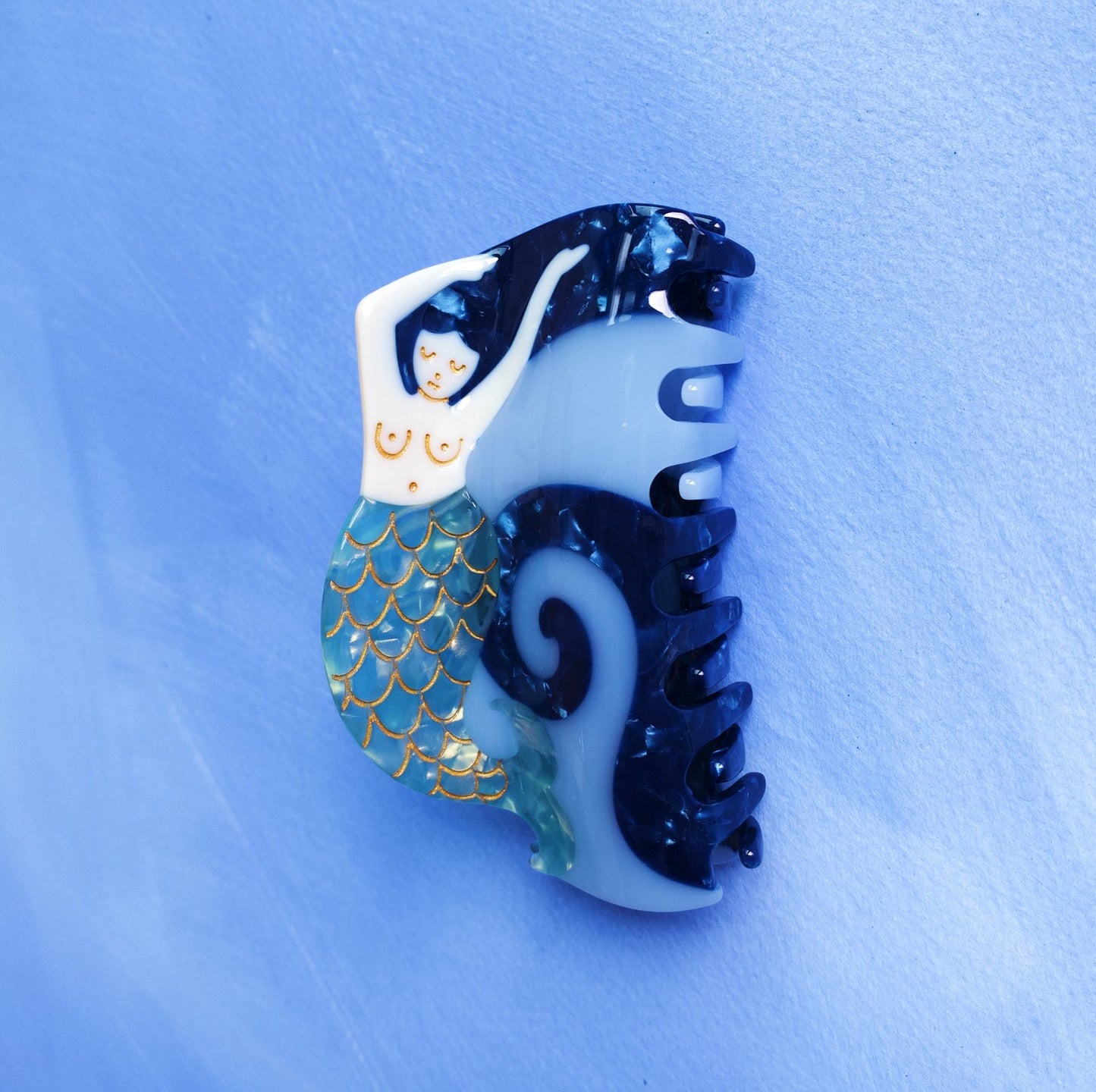 Mermaid Jennie inspired cute bio-acetate large hair claw clip designed for elegant updos– perfect for thick hair and effortless hairstyles