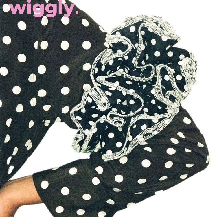 Sweet Dreams Scrunchie in Black Dots pink green blue oversized Soft and stylish cotton linen lace scrunchie feature a linen decorated design for added charm. A must-have statement accessory to complete your daytime look.